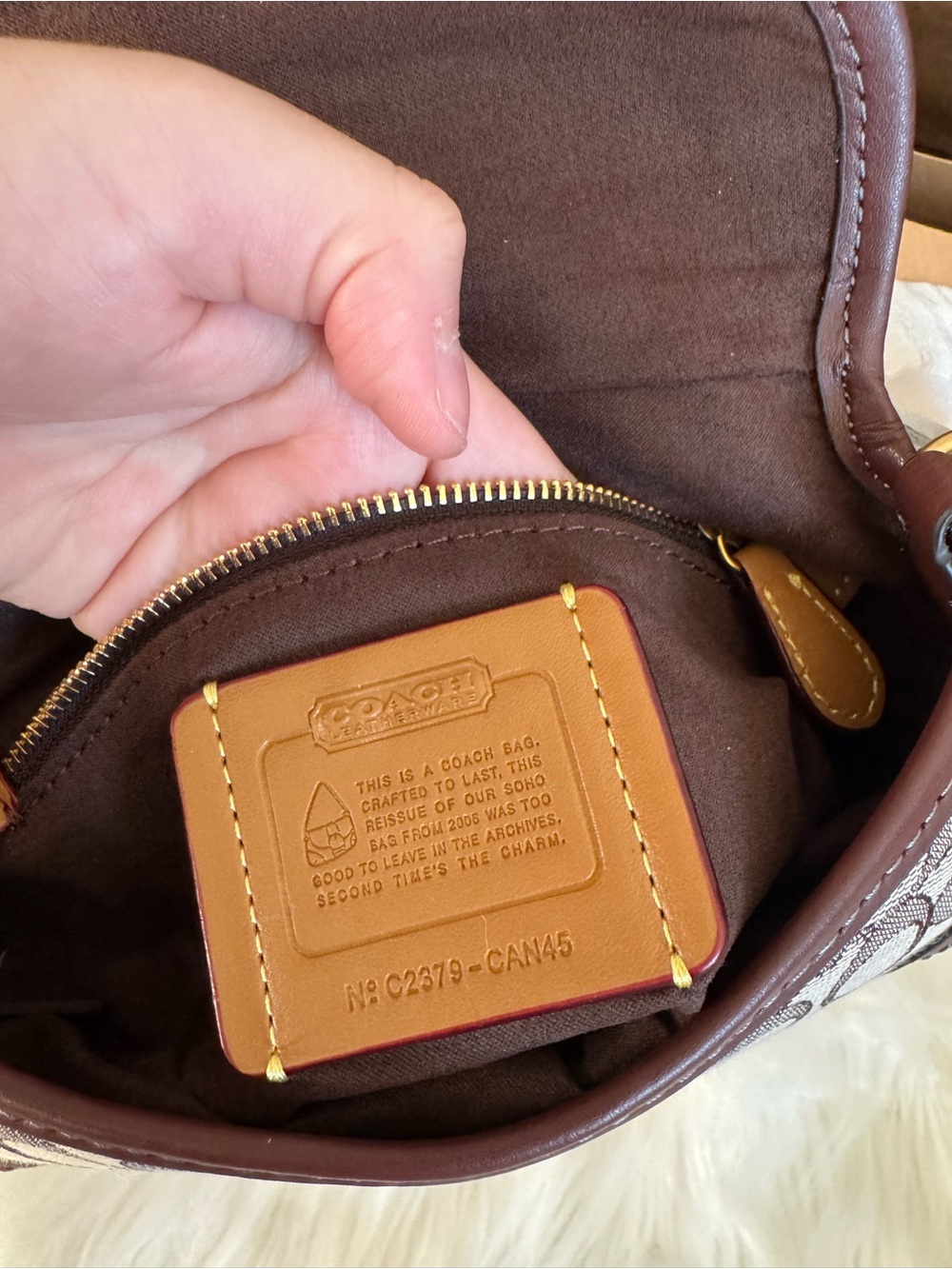 COACH mini soho bag brown comes with long strap new never used - Picture 5 of 5